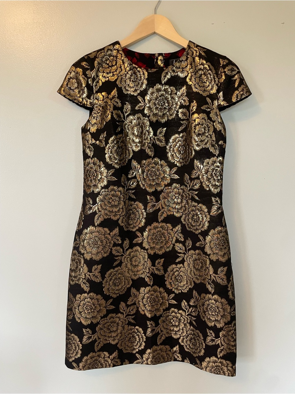 Sam Edelman Black and Gold Floral Brocade Short Sleeve Dress